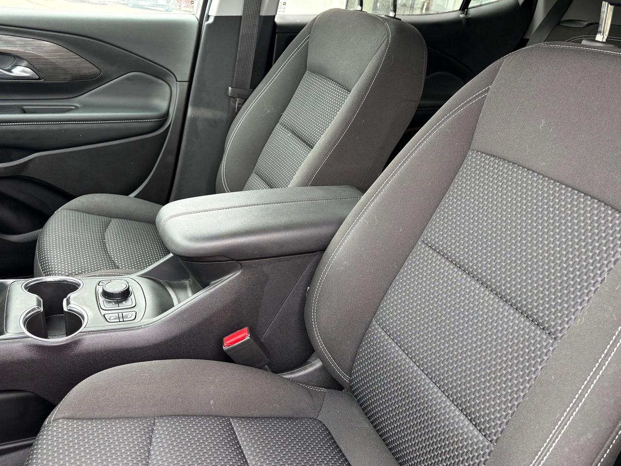 2024 GMC Terrain SLE AWD   Factory Warranty   Clean Carfax Photo