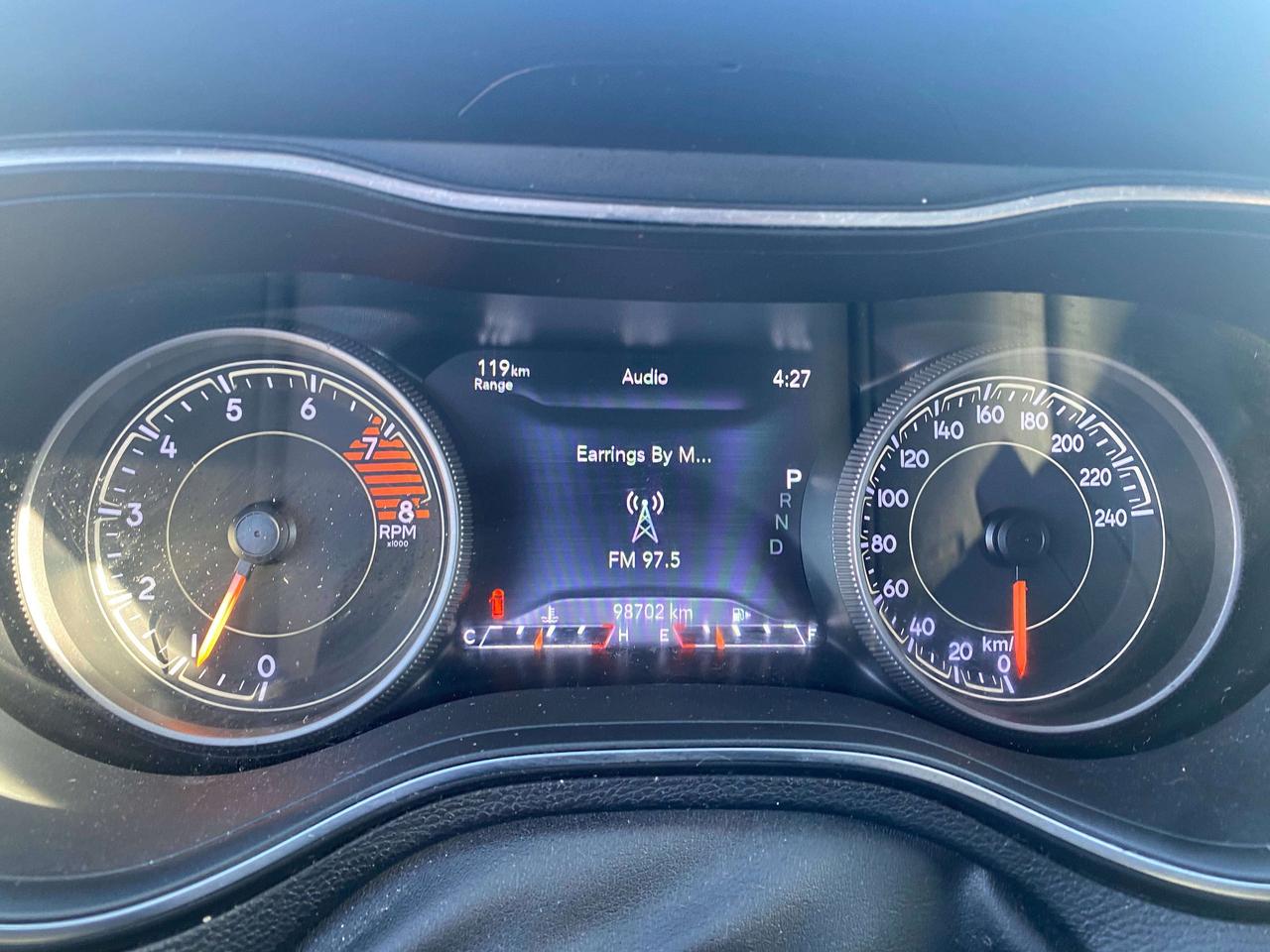 2019 Jeep Cherokee TRAILHAWK, CLEAN CARFAX, LEATHER, REMOTE START! Photo
