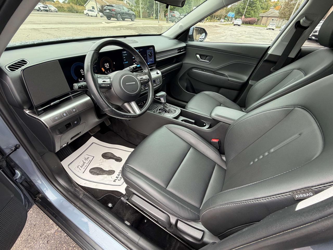2025 Hyundai KONA PREFERRED/PWR ROOF/LEATHER/AWD/CALL PICTON Photo