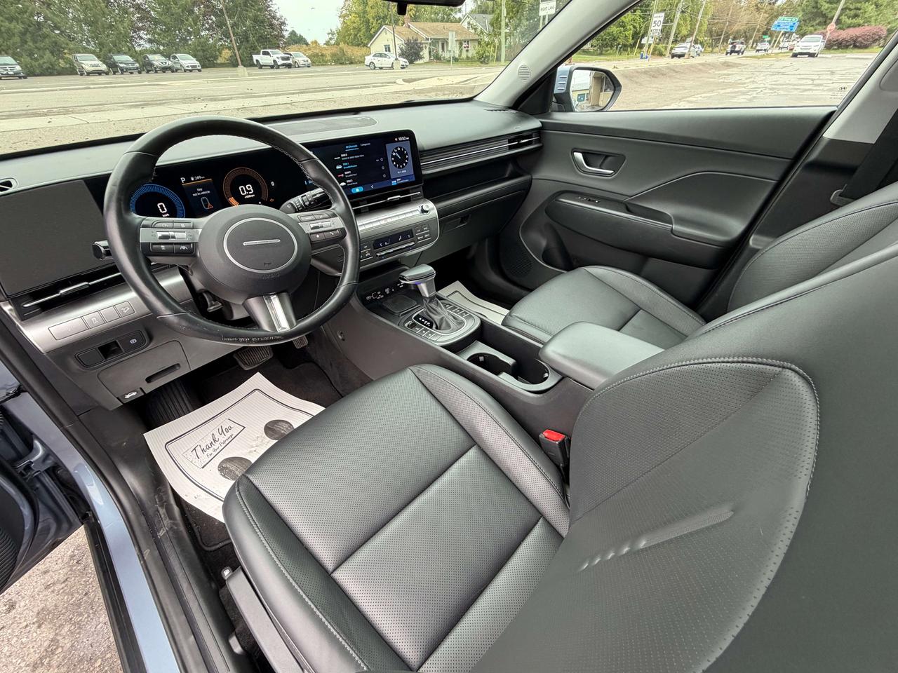2025 Hyundai KONA PREFERRED/PWR ROOF/LEATHER/AWD/CALL PICTON Photo