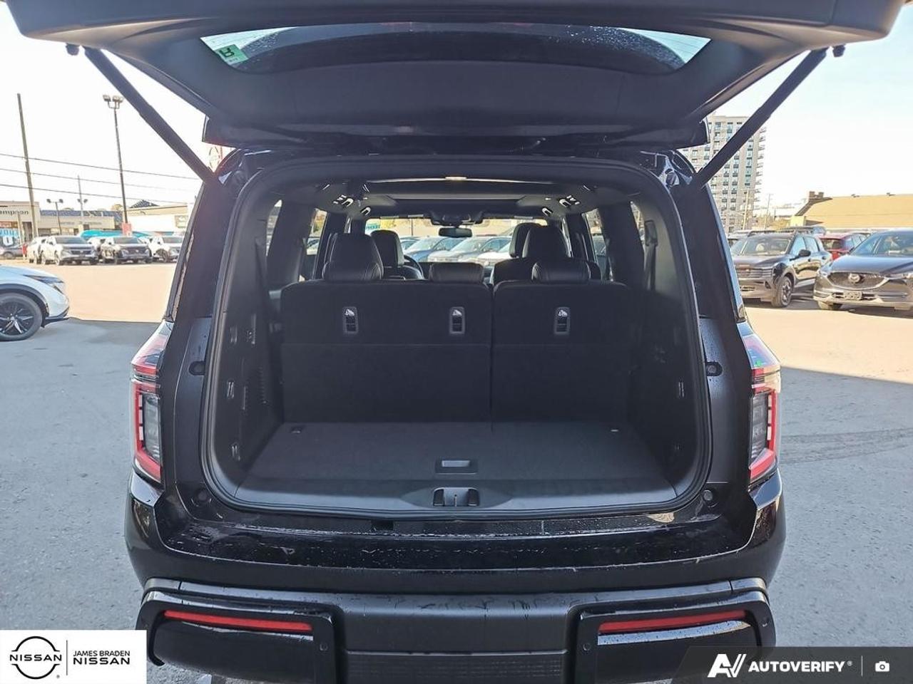 2027 Nissan Armada SL 4x4 Photo