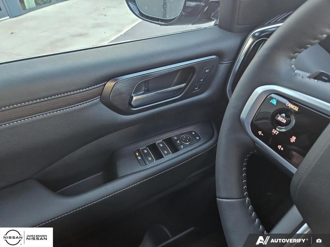 2027 Nissan Armada SL 4x4 Photo