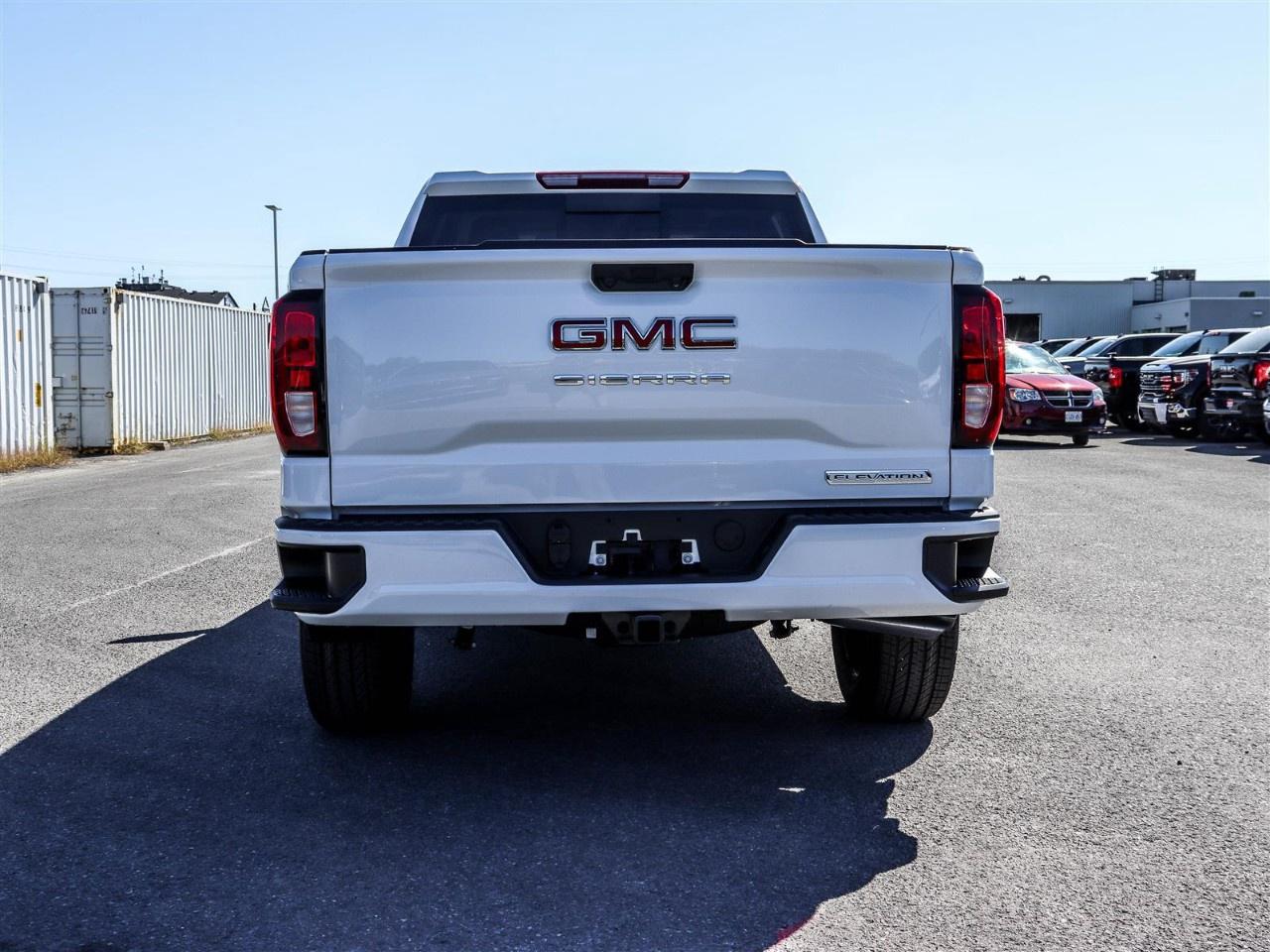 2026 GMC Sierra 1500 Crew Cab Short Box 4-Wheel Drive Elevation Photo