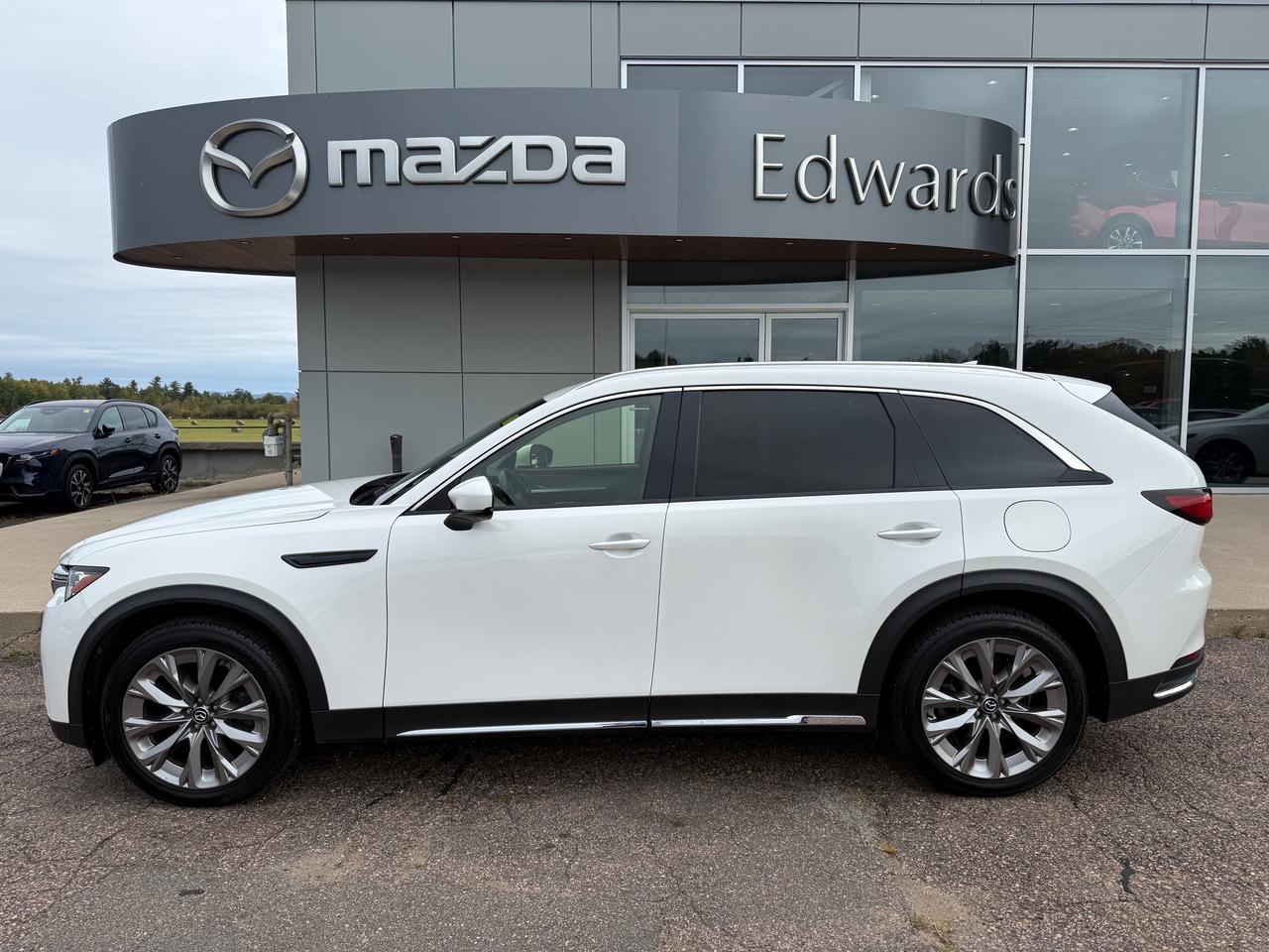 2024 Mazda CX-90 MHEV GT 4dr i-ACTIV All-Wheel Drive Sport Utility Photo
