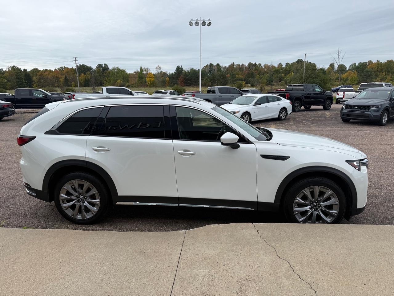 2024 Mazda CX-90 MHEV GT 4dr i-ACTIV All-Wheel Drive Sport Utility Photo