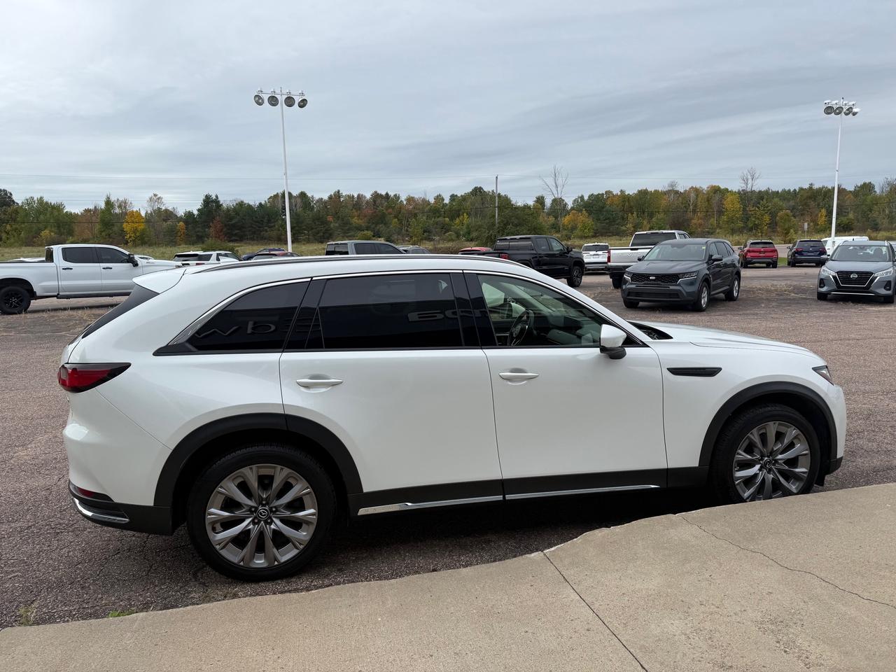 2024 Mazda CX-90 MHEV GT 4dr i-ACTIV All-Wheel Drive Sport Utility Photo
