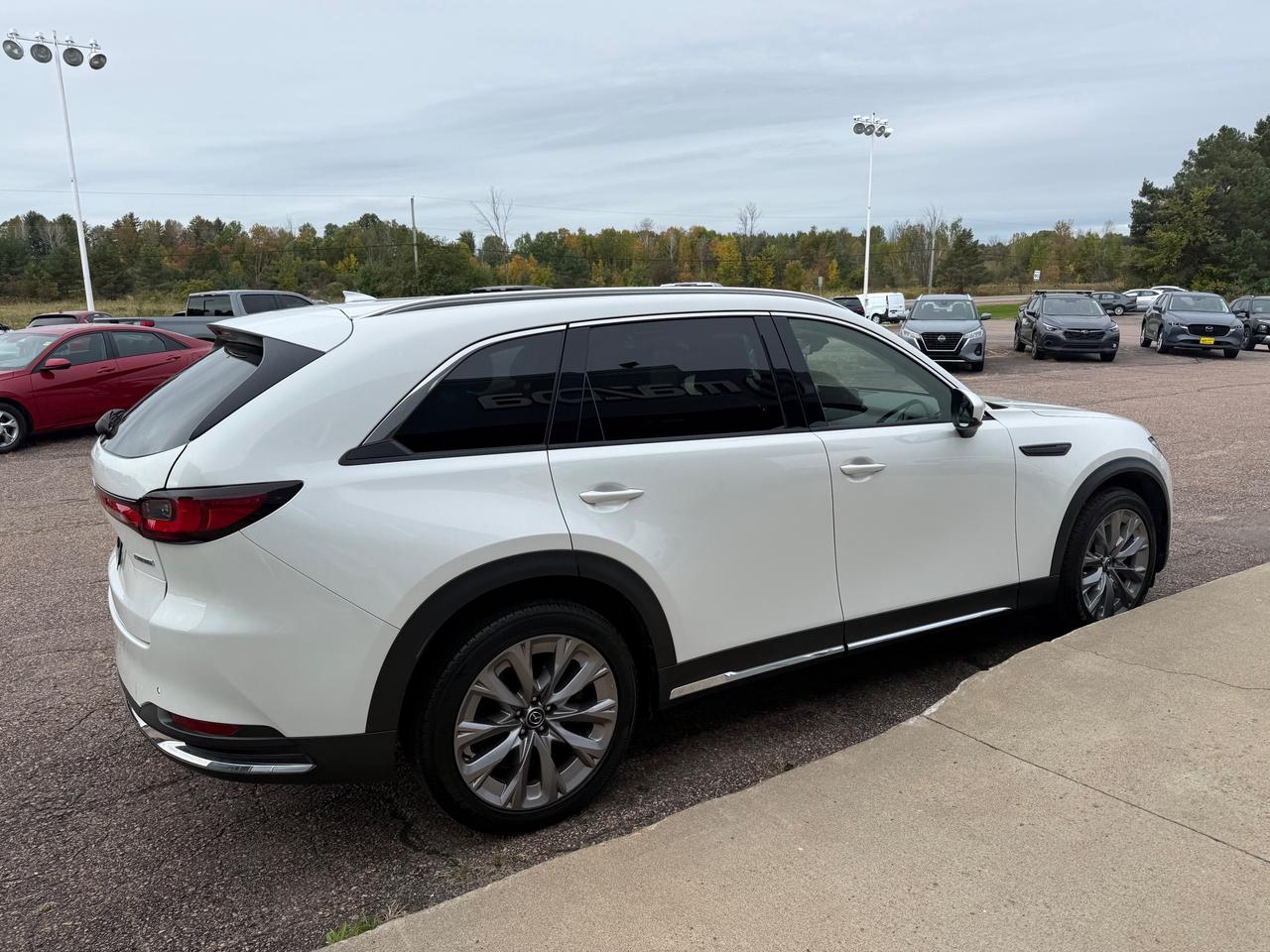 2024 Mazda CX-90 MHEV GT 4dr i-ACTIV All-Wheel Drive Sport Utility Photo
