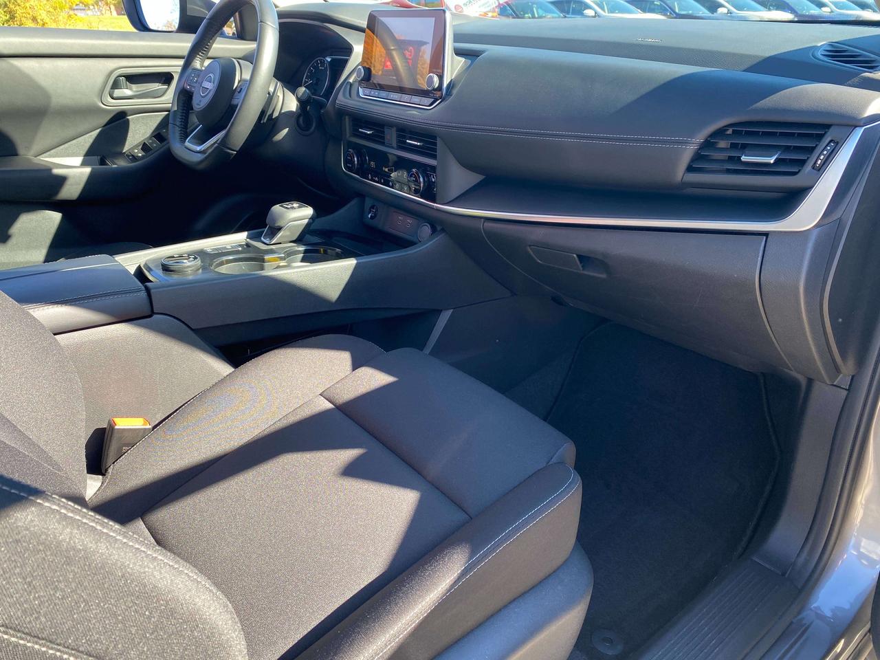 2024 Nissan Rogue S, CLEAN CARFAX, HEATED SEATS, REMOTE START! Photo