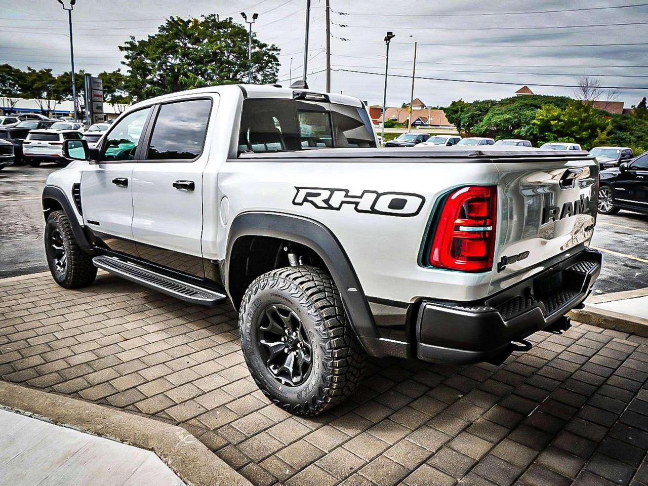 2027 RAM 1500  Photo