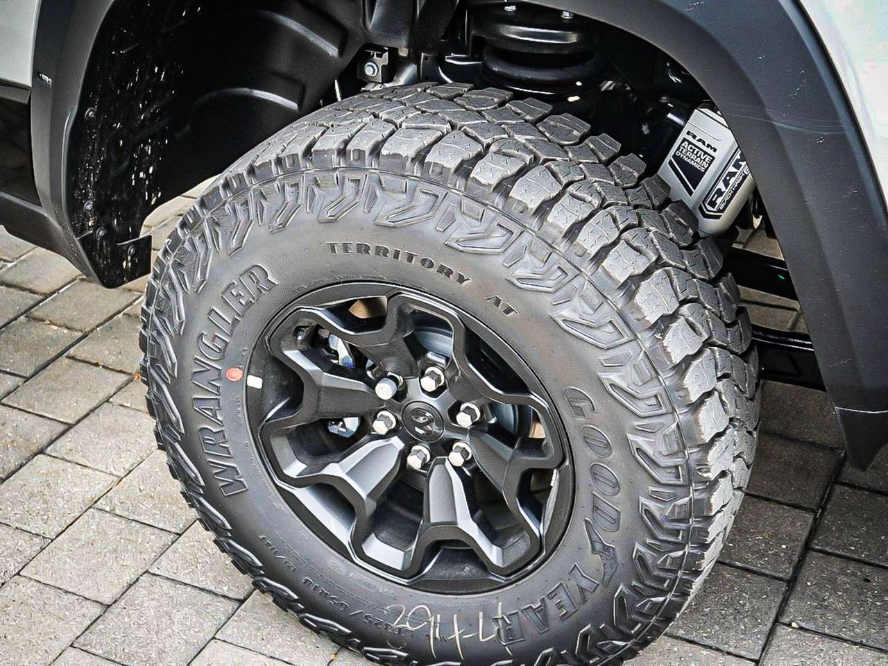 2027 RAM 1500  Photo