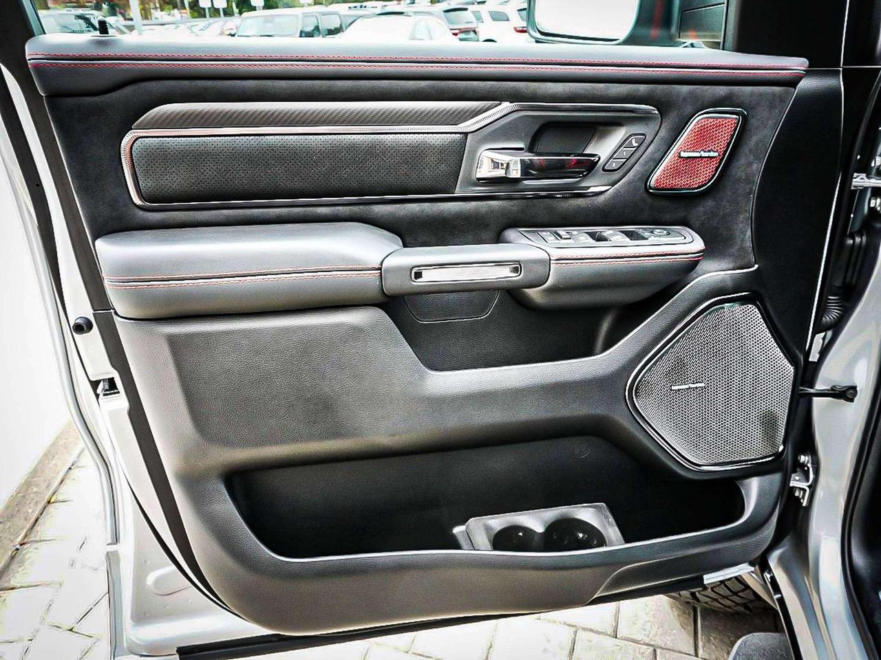 2027 RAM 1500  Photo
