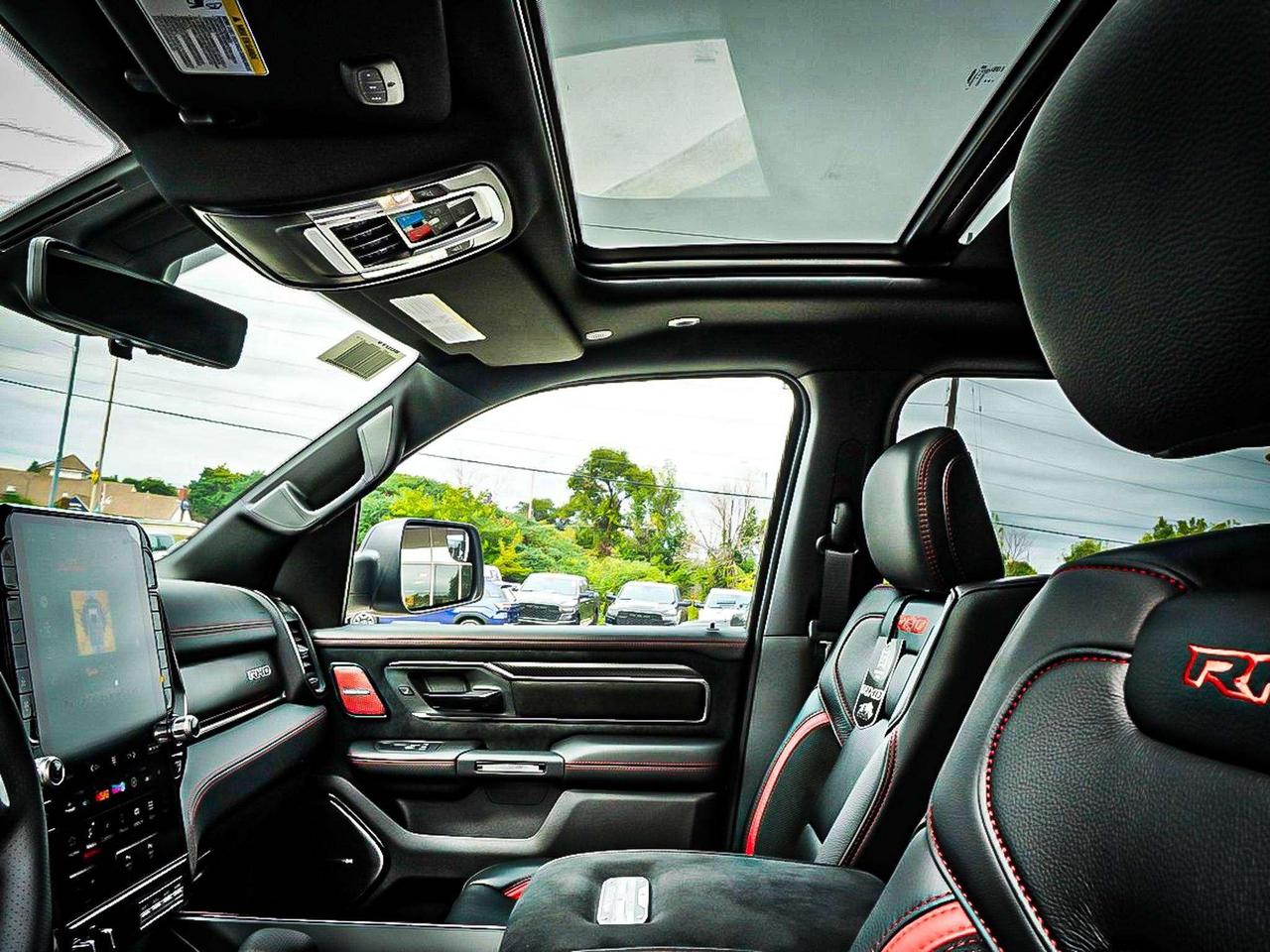 2027 RAM 1500  Photo