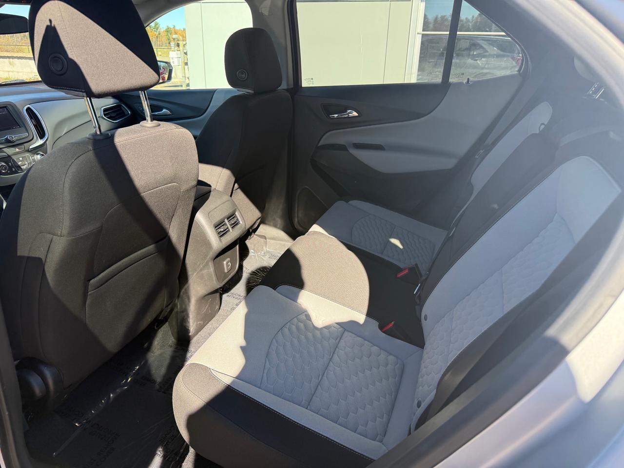 2020 Chevrolet Equinox LS w/1LS Front-Wheel Drive Photo