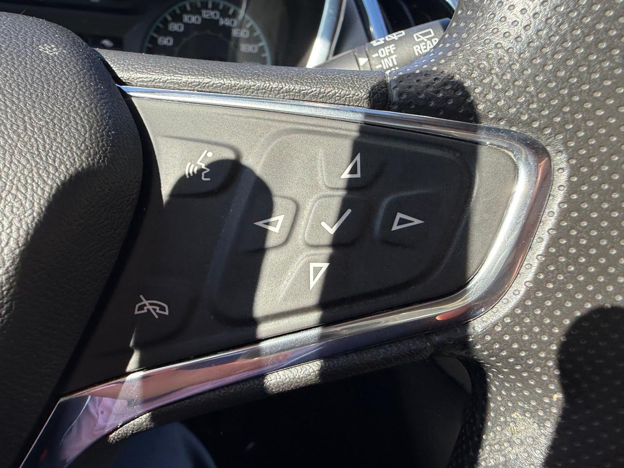 2020 Chevrolet Equinox LS w/1LS Front-Wheel Drive Photo