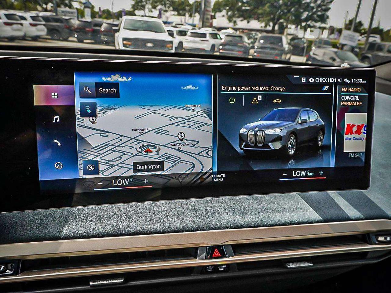 2023 BMW iX  Photo