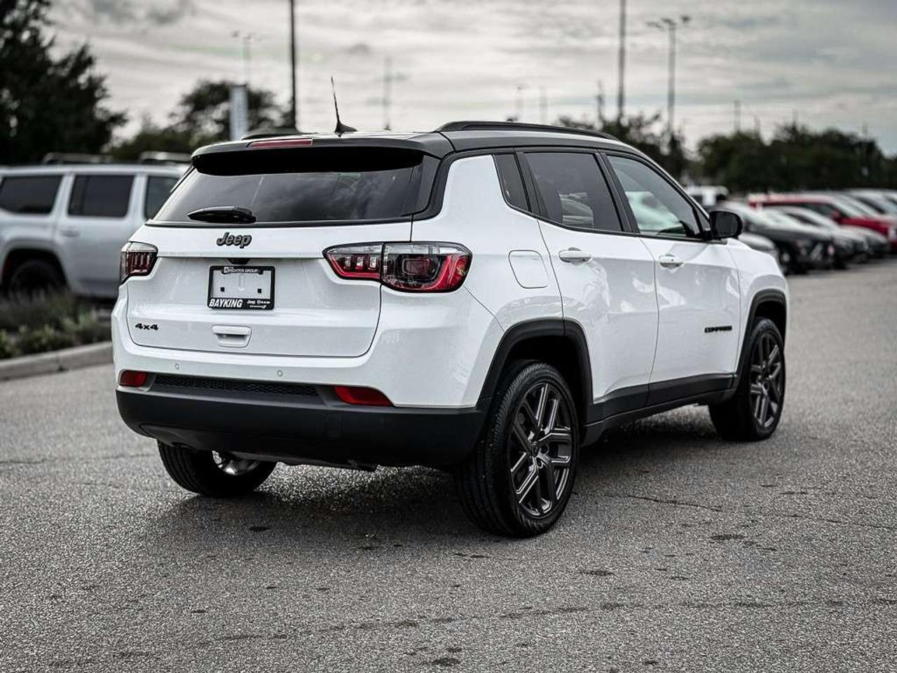 2026 Jeep Compass Limited   SOLD BY KRYSTAL THANK YOU!!! Photo4