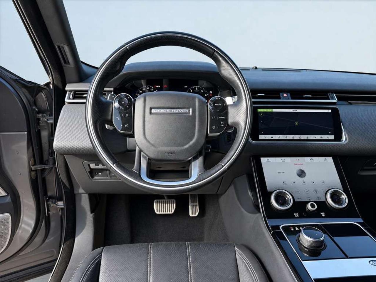 2019 Land Rover Range Rover Velar R-DYNAMIC SE AWD   Leather   Panoramic Sunroof   NAVI   Meridian Sound   Heated Seats   Backup Cam Photo