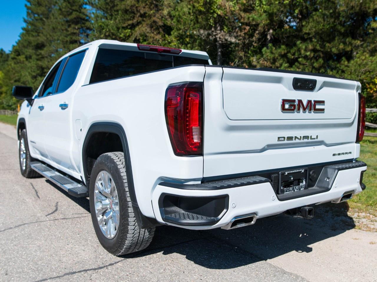 2026 GMC Sierra 1500 Crew Cab Short Box 4-Wheel Drive Denali Photo