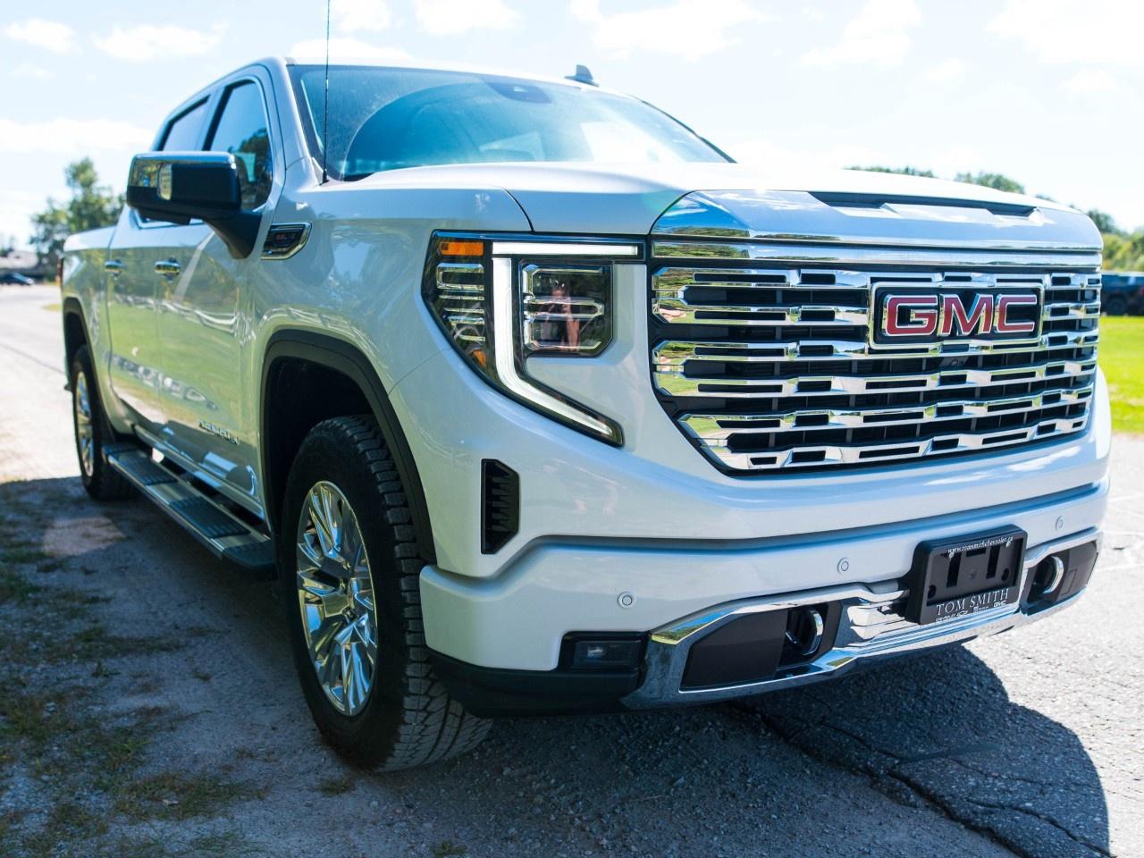 2026 GMC Sierra 1500 Crew Cab Short Box 4-Wheel Drive Denali Photo