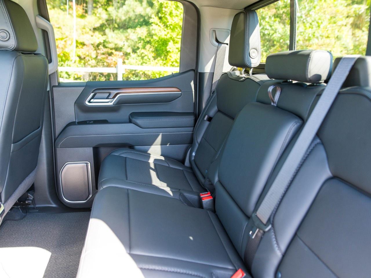2026 GMC Sierra 1500 Crew Cab Short Box 4-Wheel Drive Denali Photo