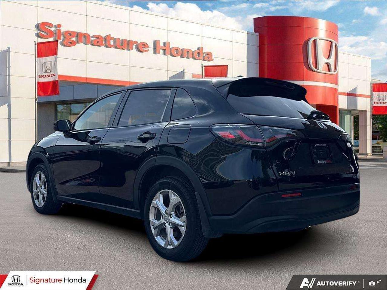 2024 Honda HR-V LX-B Photo