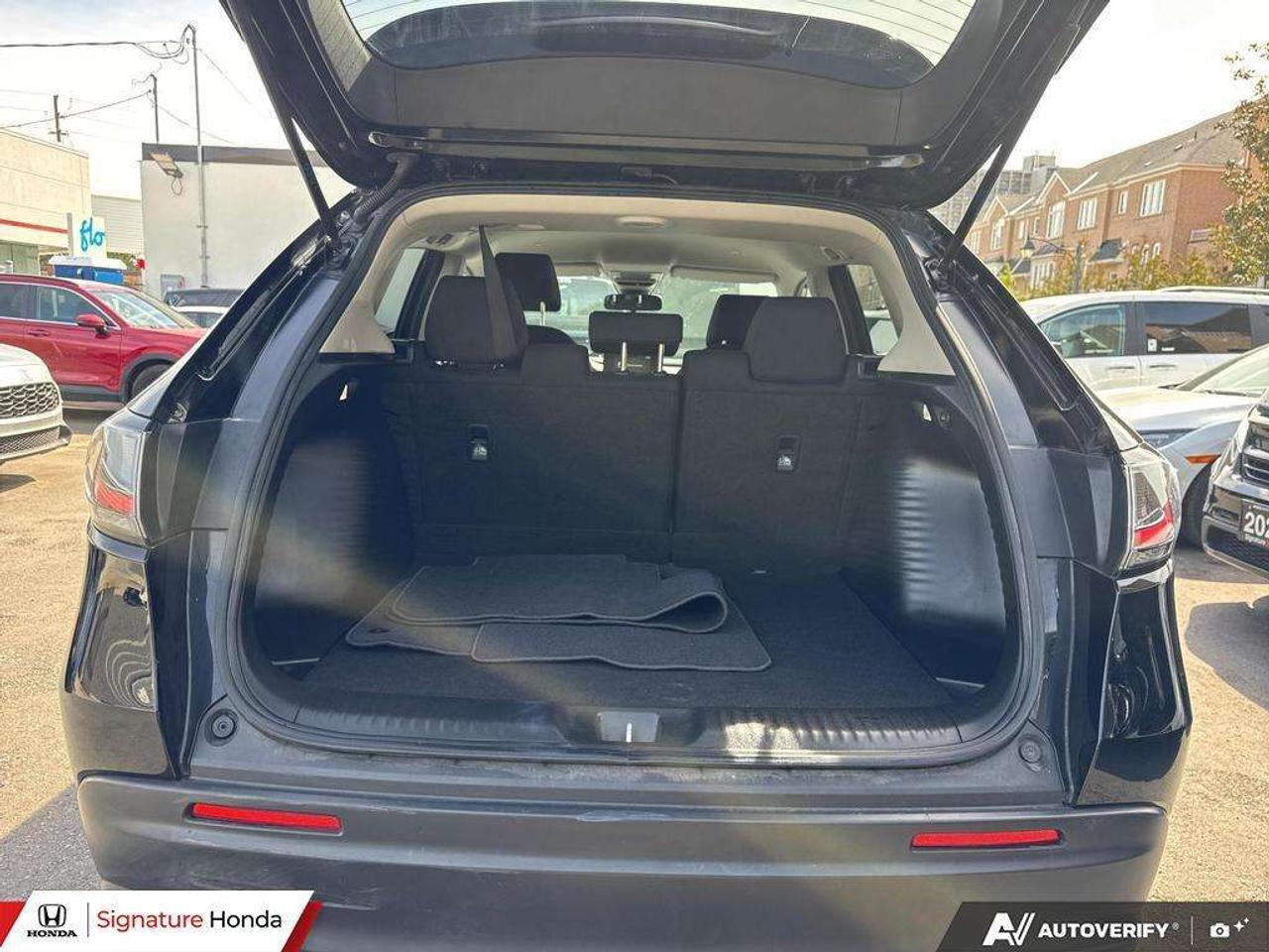 2024 Honda HR-V LX-B Photo