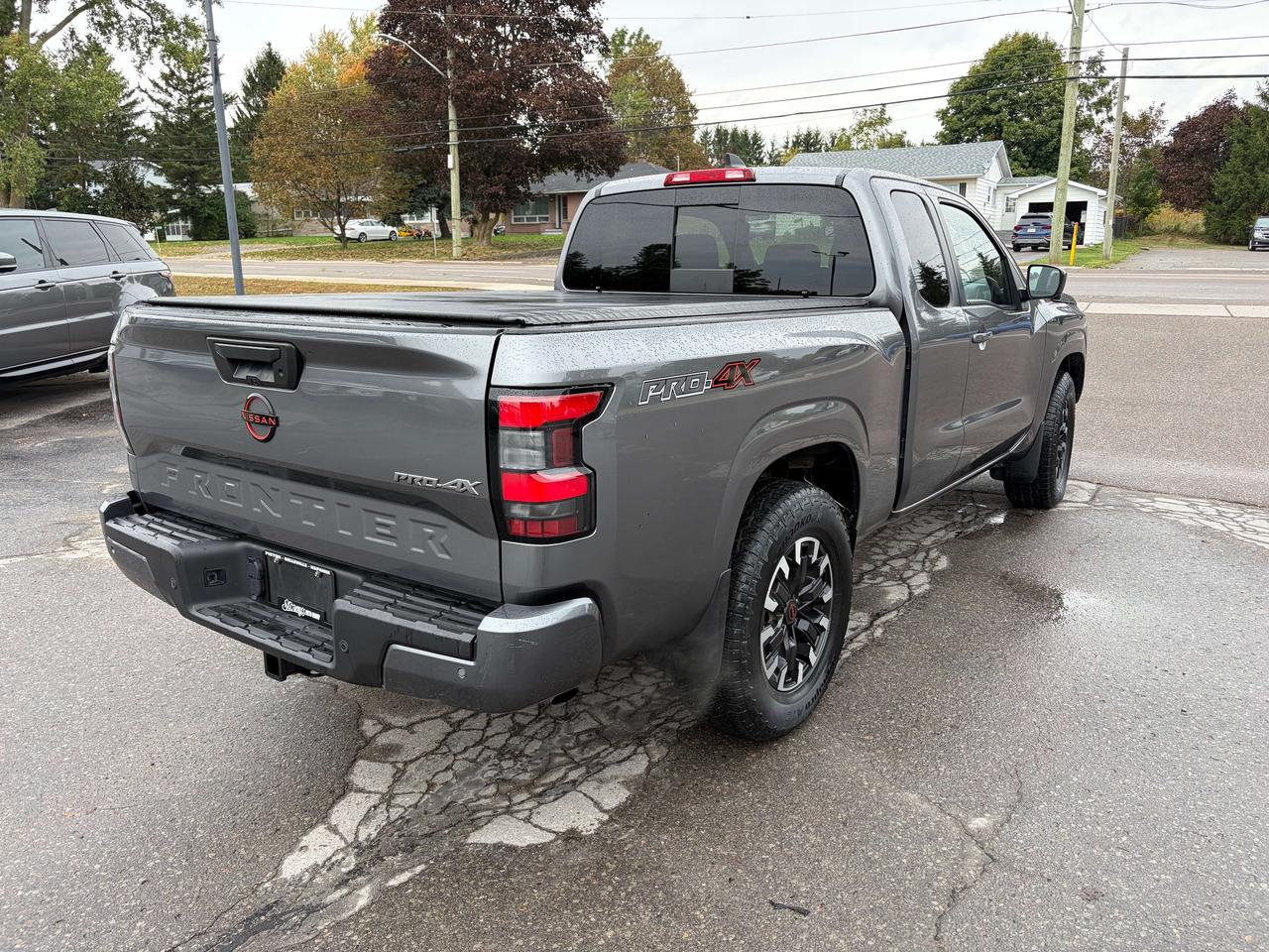 2023 Nissan Frontier PRO-4X/4X4/HEATED SEATS/BACK UP CAM/CALL PICTON Photo4