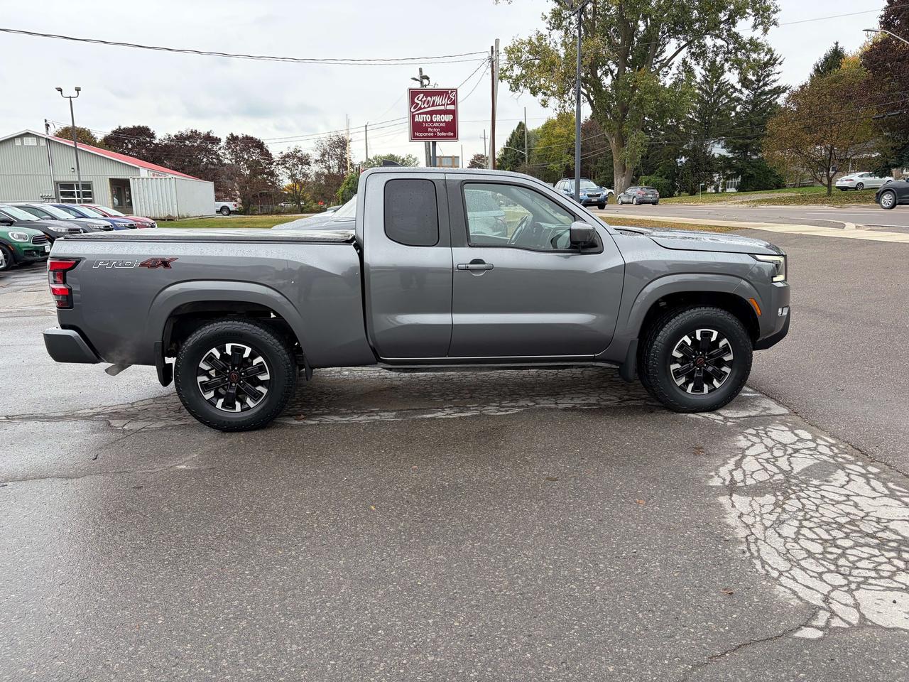 2023 Nissan Frontier PRO-4X/4X4/HEATED SEATS/BACK UP CAM/CALL PICTON Photo