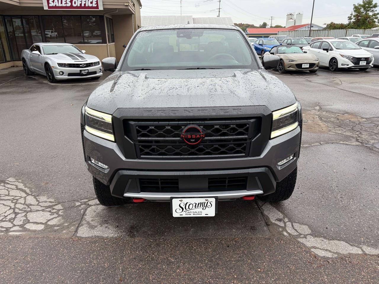2023 Nissan Frontier PRO-4X/4X4/HEATED SEATS/BACK UP CAM/CALL PICTON Photo
