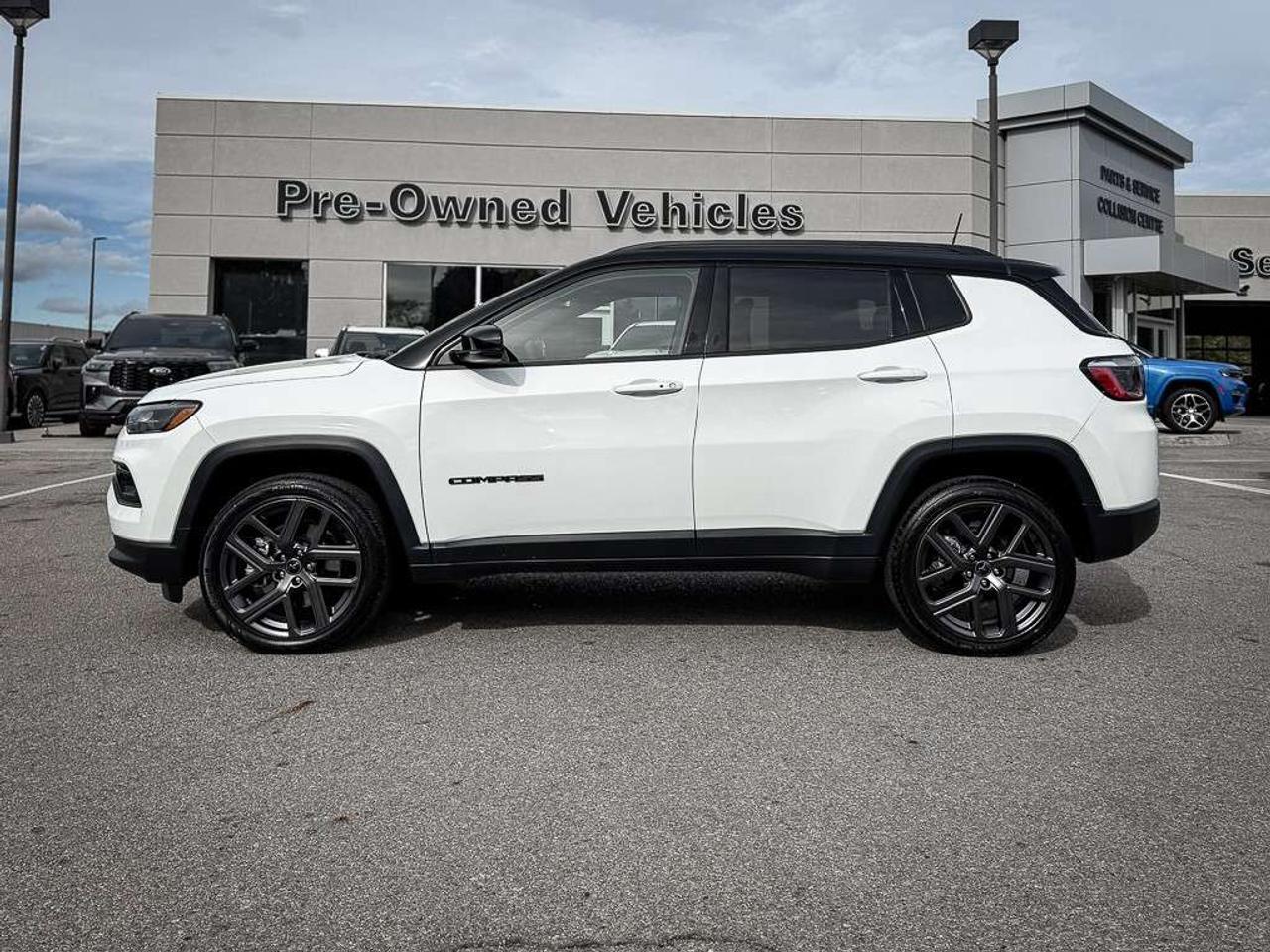 2026 Jeep Compass Limited   SUNROOF   HEATED SEATING & STEERING WHEEL   NAVIGATION   ALPINE AUDIO   ADAPTIVE CRUISE Photo