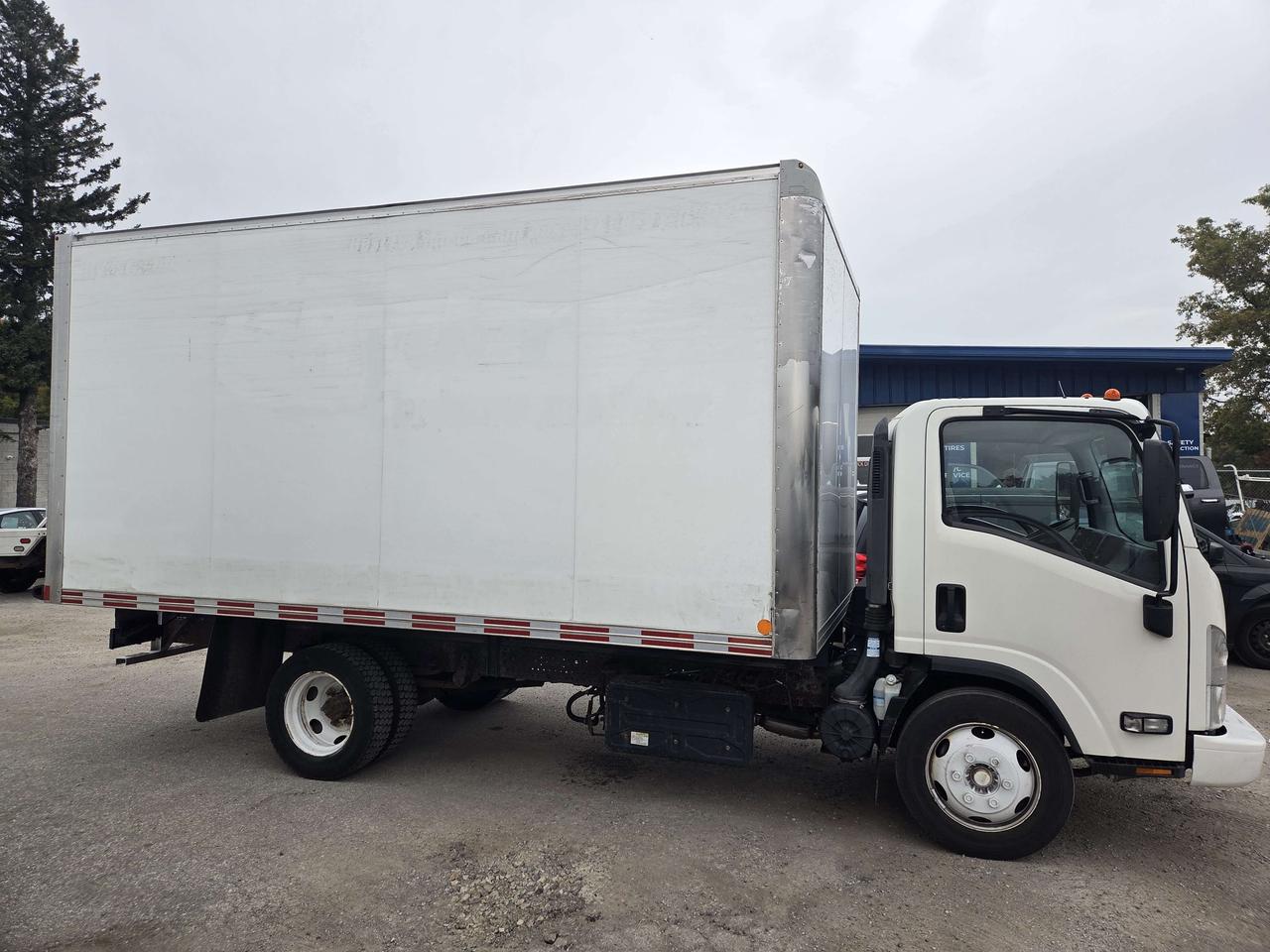 2020 Isuzu NRR 16Ft - Diesel - Ramp - ST-300375 Photo5