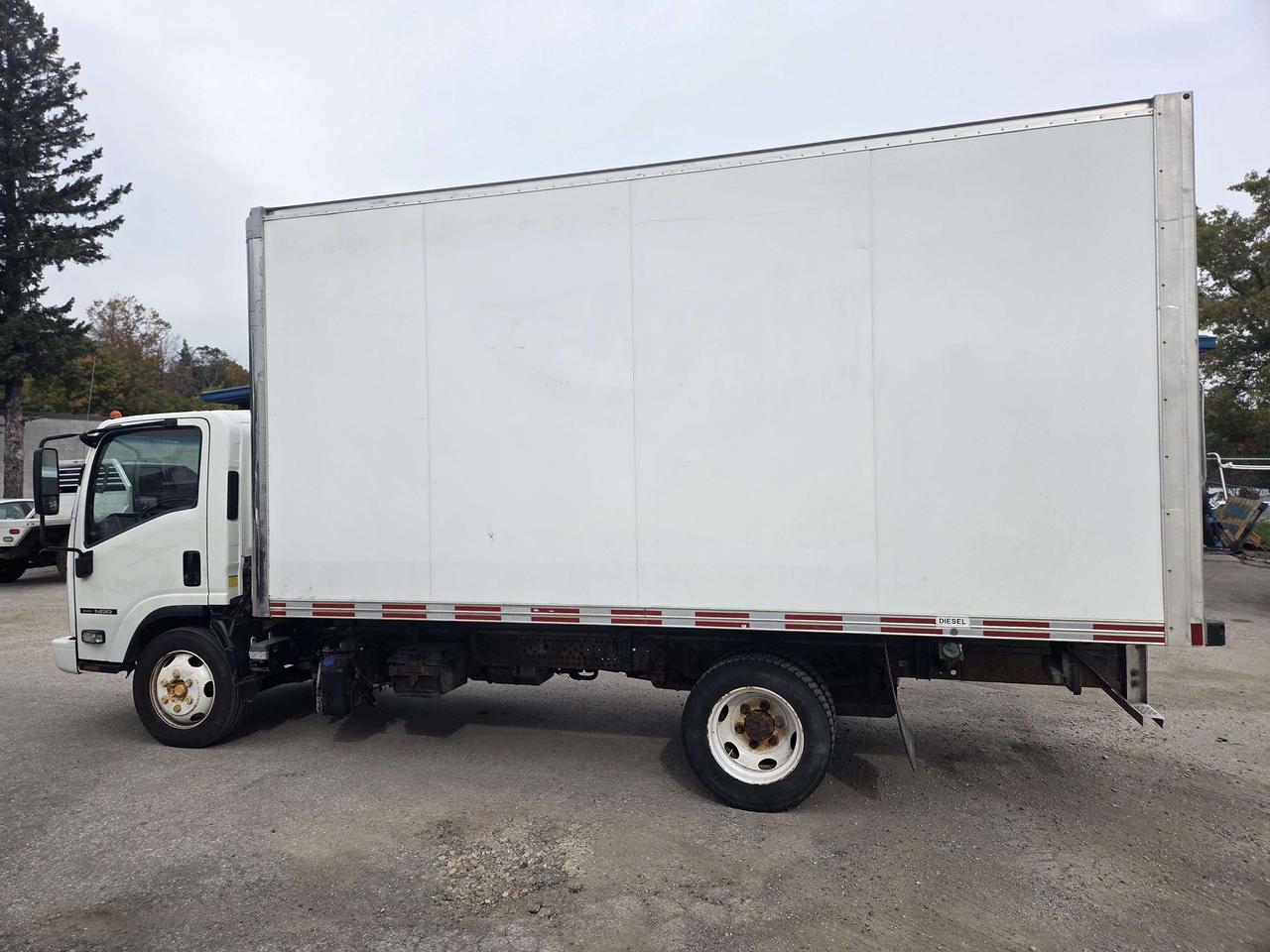 2020 Isuzu NRR 16Ft - Diesel - Ramp - ST-300375 Photo