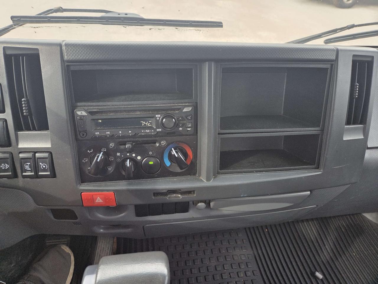 2020 Isuzu NRR 16Ft - Diesel - Ramp - ST-300375 Photo