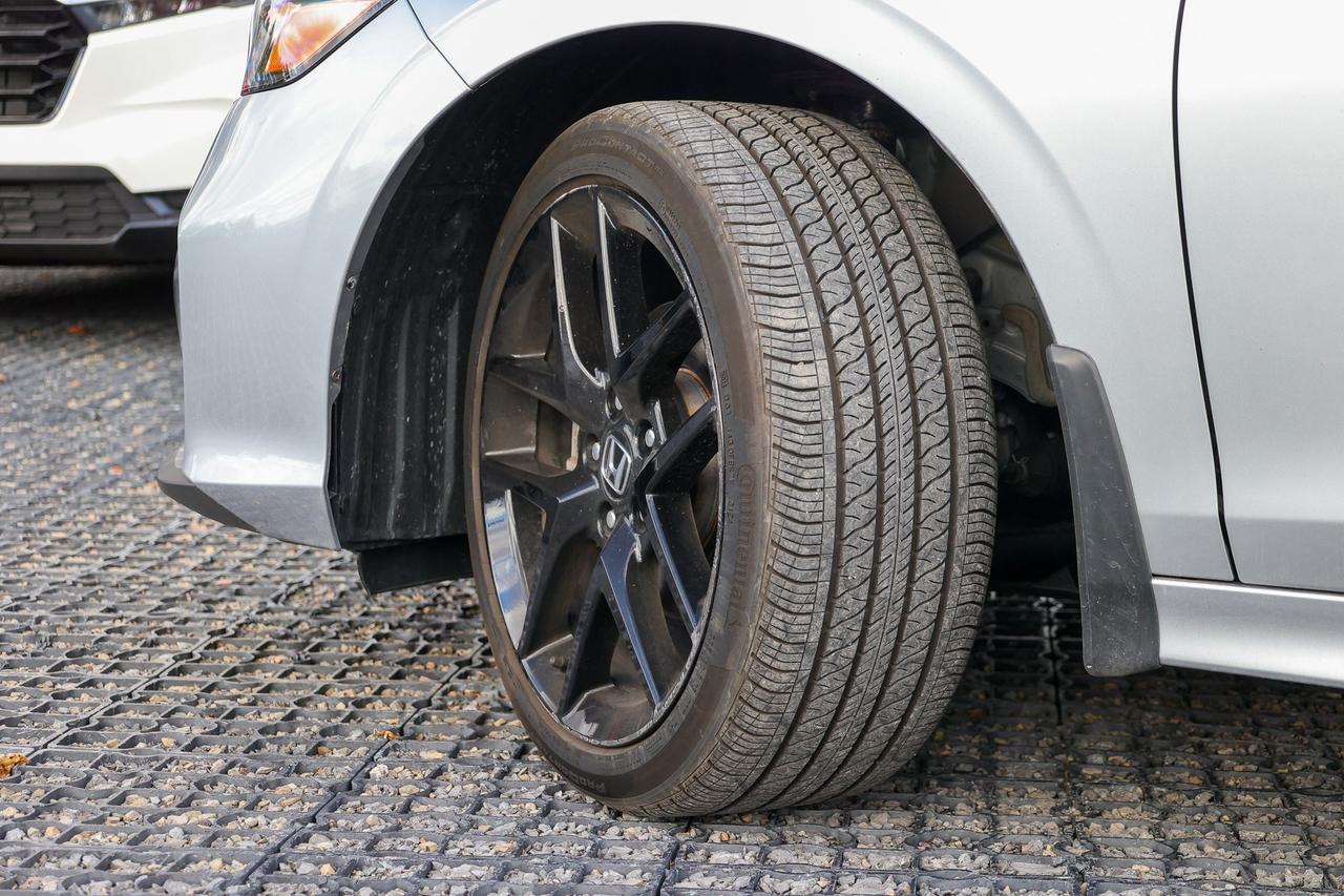 2025 Honda Civic Hybrid Sport 4dr Sedan Photo