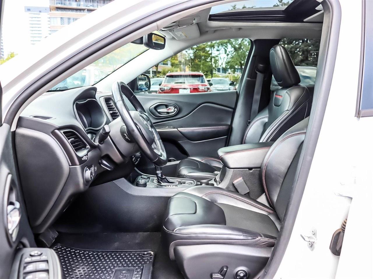 2020 Jeep Cherokee Trailhawk 4X4 Photo