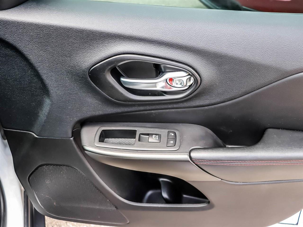 2020 Jeep Cherokee Trailhawk 4X4 Photo