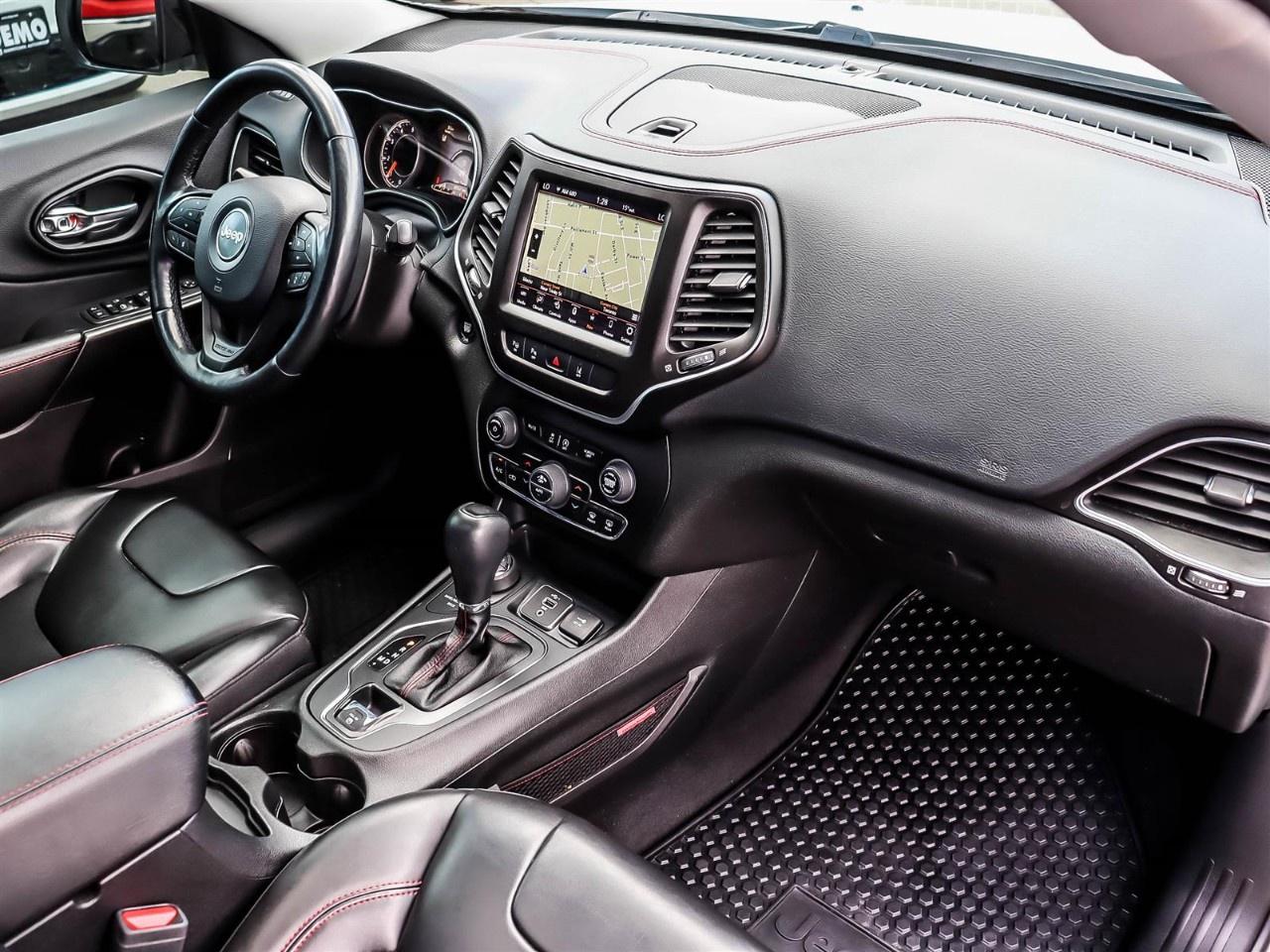2020 Jeep Cherokee Trailhawk 4X4 Photo