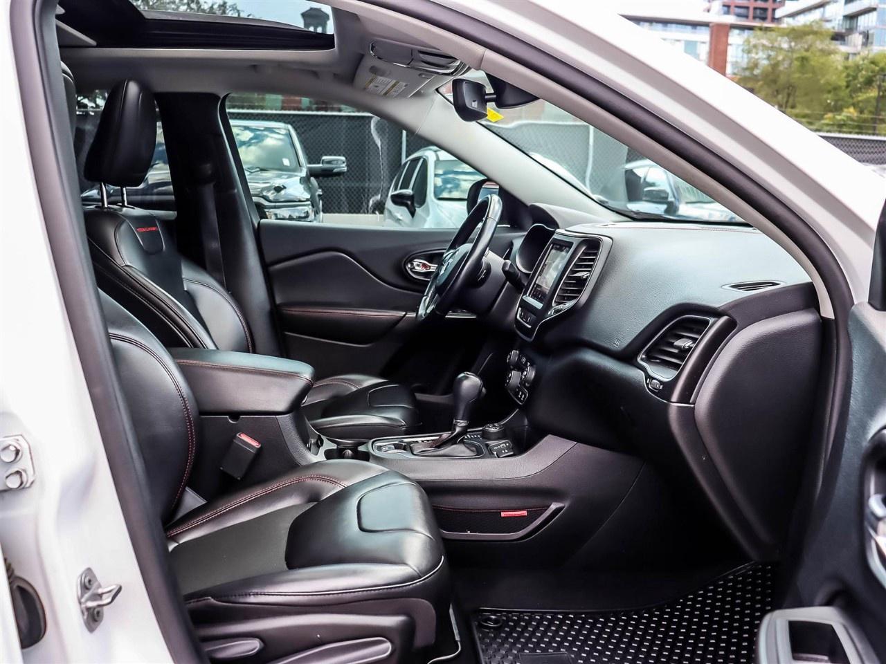 2020 Jeep Cherokee Trailhawk 4X4 Photo