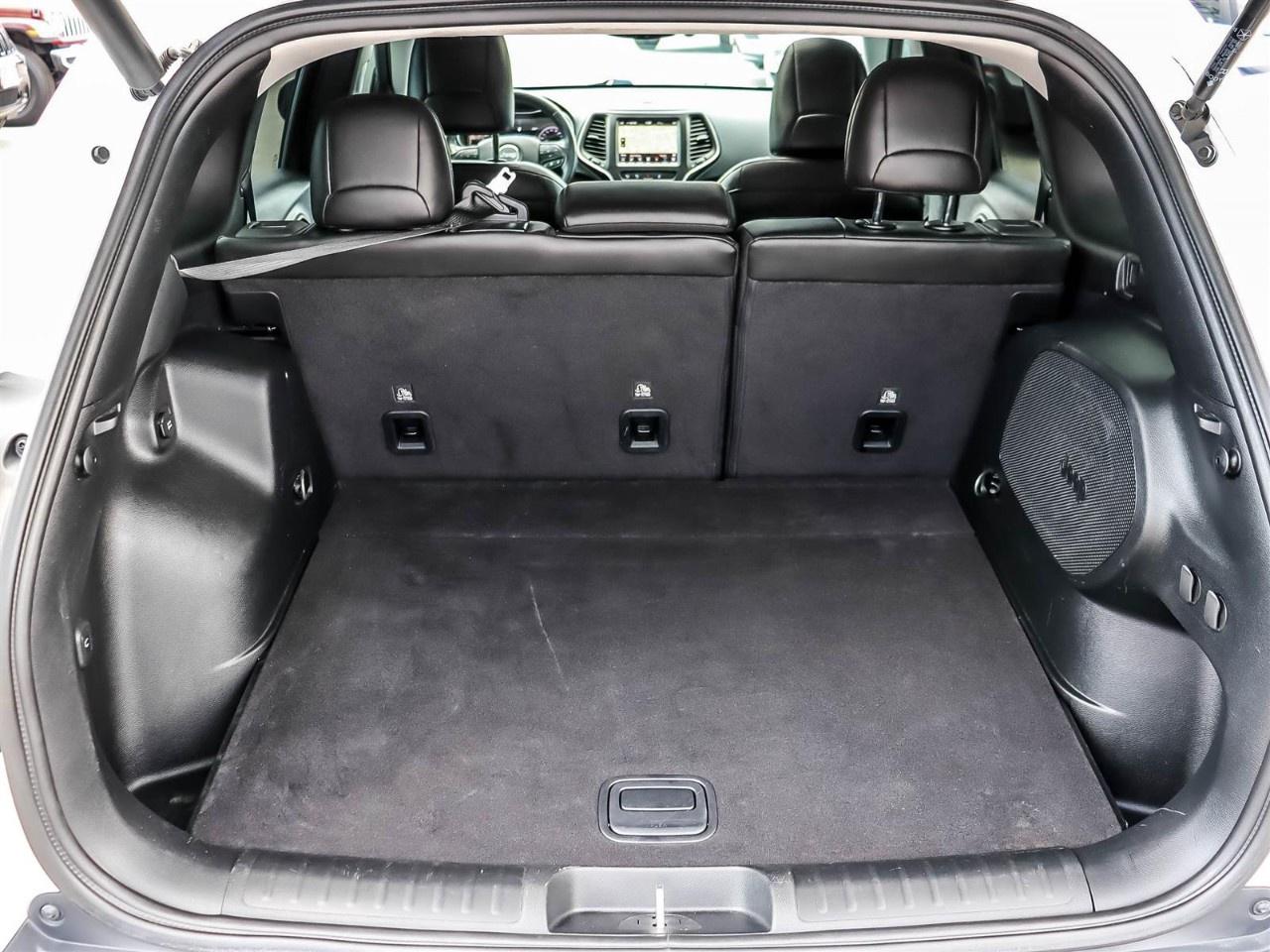 2020 Jeep Cherokee Trailhawk 4X4 Photo