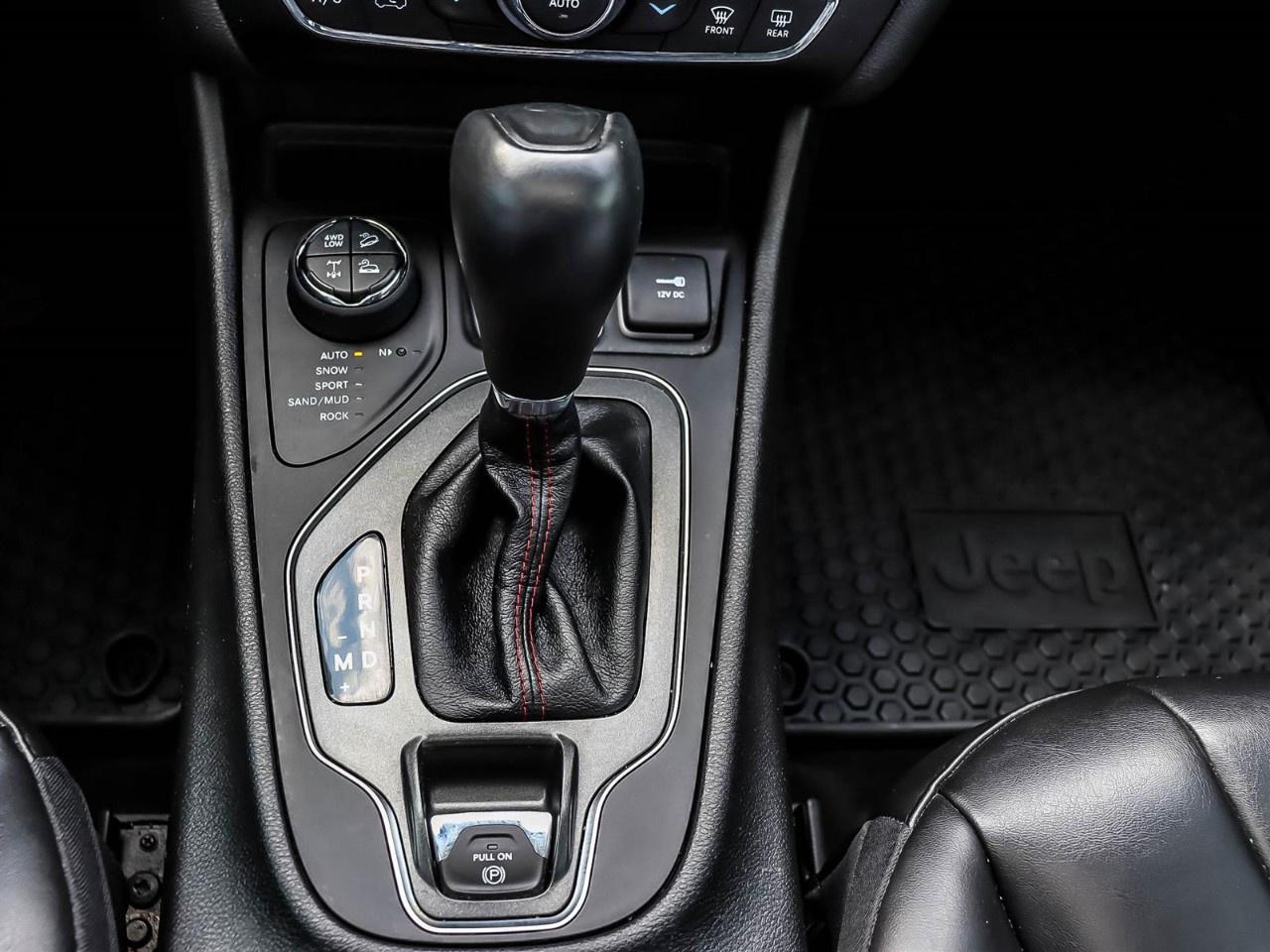 2020 Jeep Cherokee Trailhawk 4X4 Photo