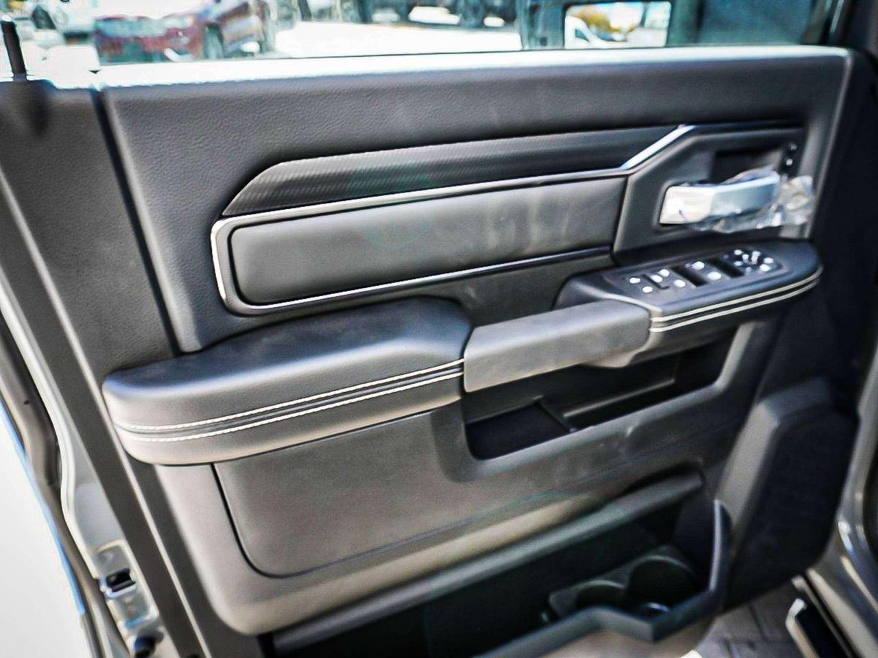 2027 RAM 2500  Photo
