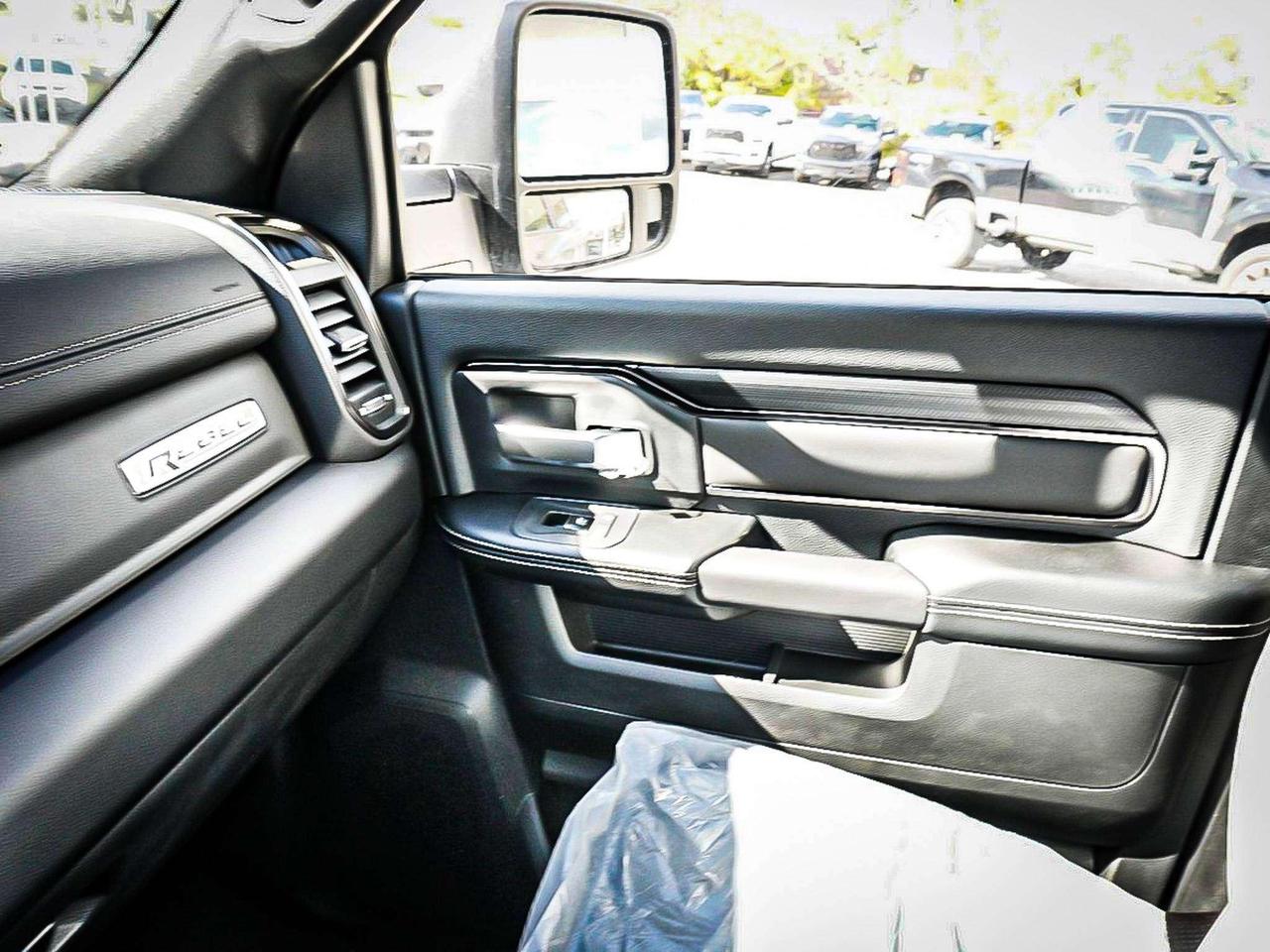 2027 RAM 2500  Photo