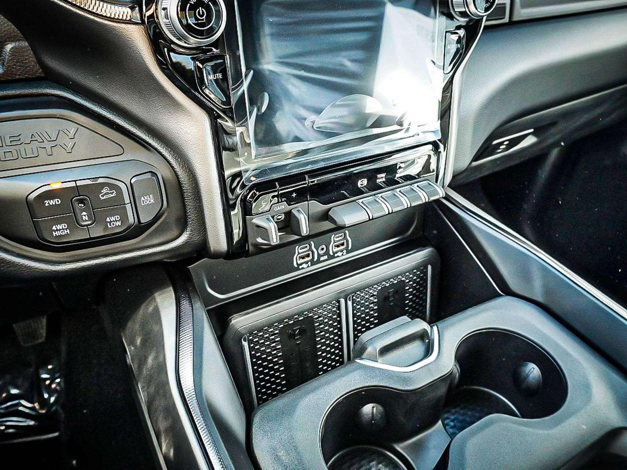 2027 RAM 2500  Photo
