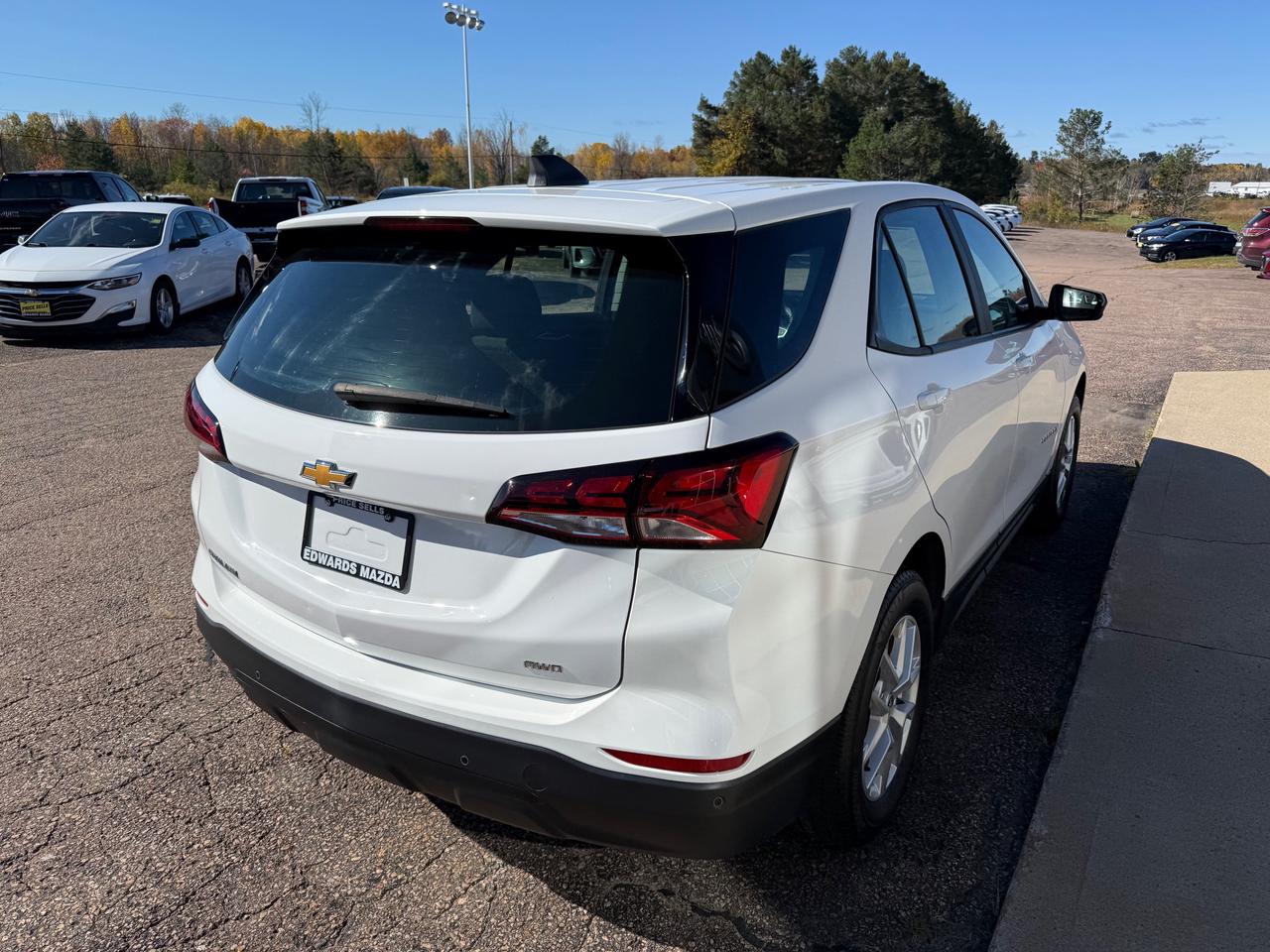 2023 Chevrolet Equinox LS w/1LS All-Wheel Drive Photo