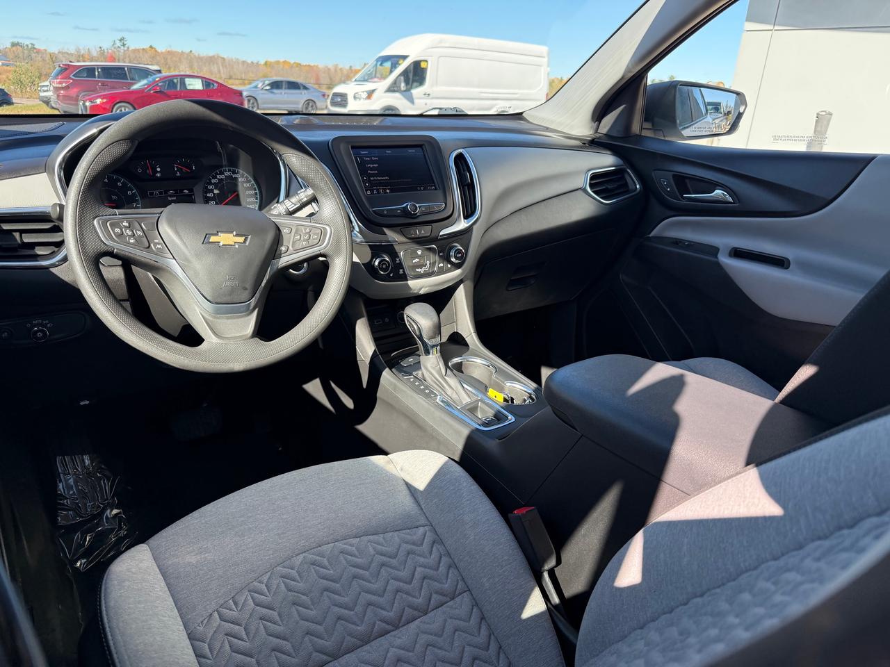 2023 Chevrolet Equinox LS w/1LS All-Wheel Drive Photo