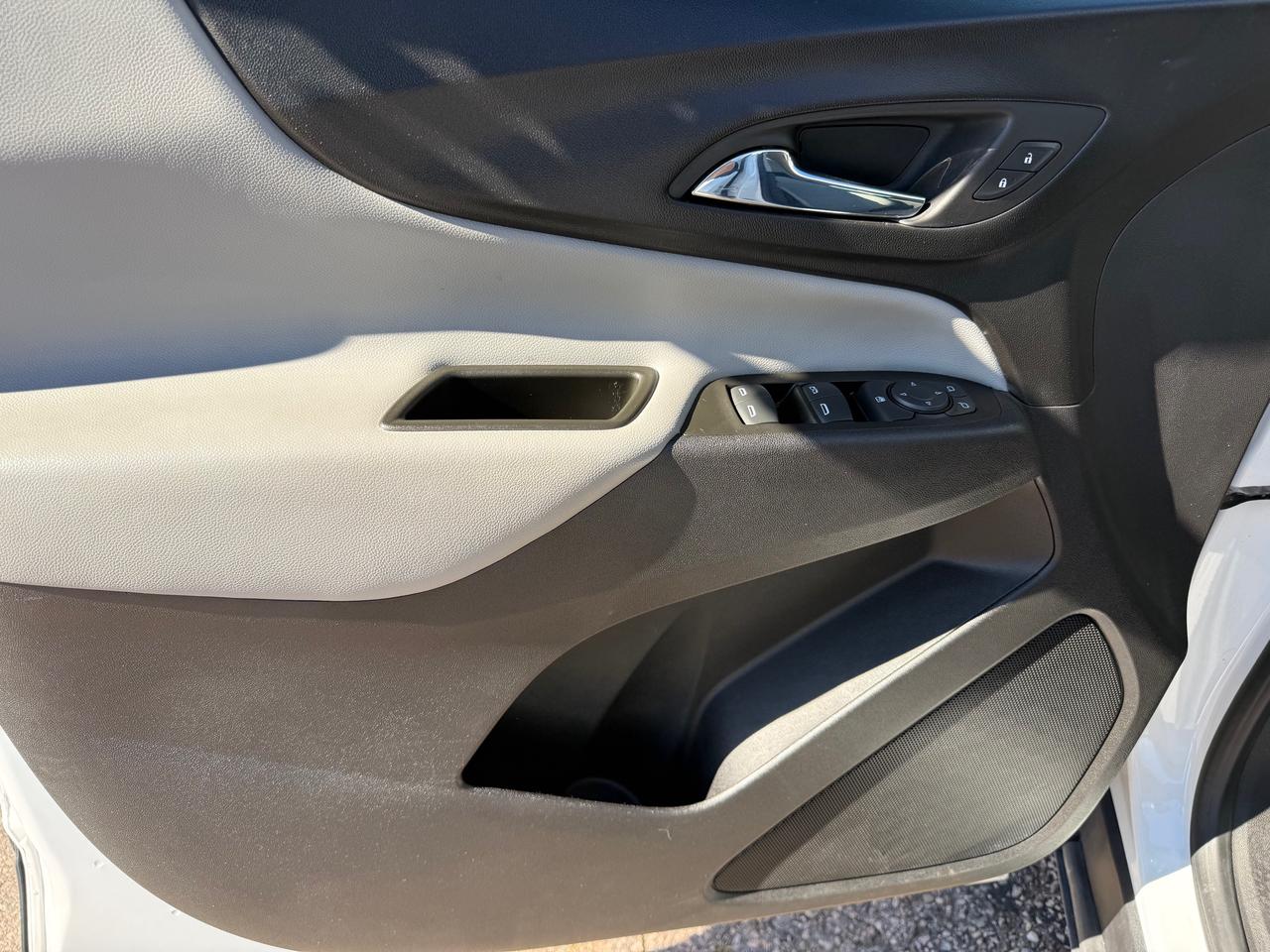 2023 Chevrolet Equinox LS w/1LS All-Wheel Drive Photo