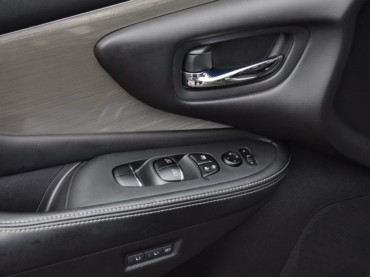 2017 Nissan Murano SL 4dr All-wheel Drive Photo