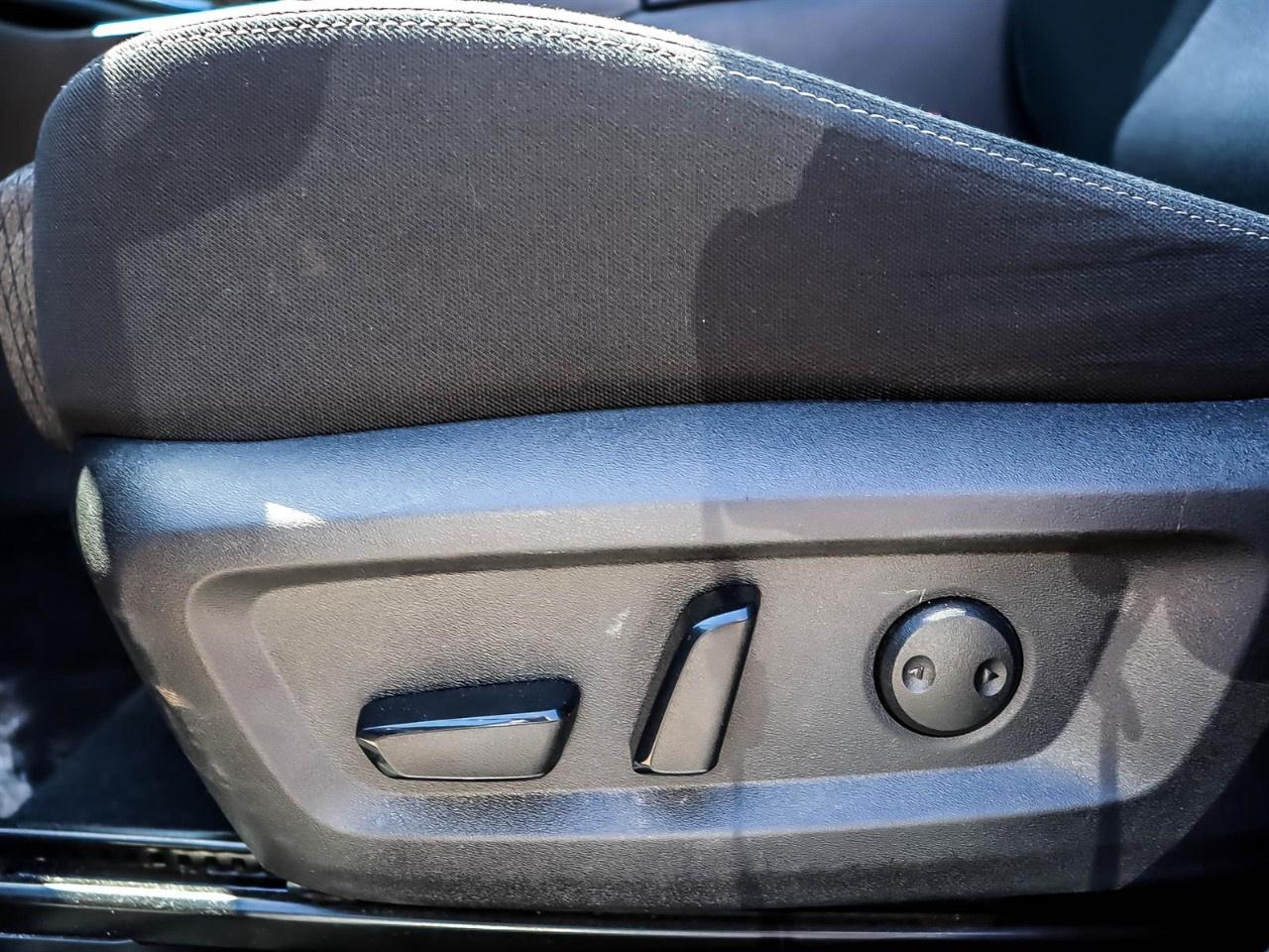 2024 Nissan Rogue AWD SV Moonroof Photo