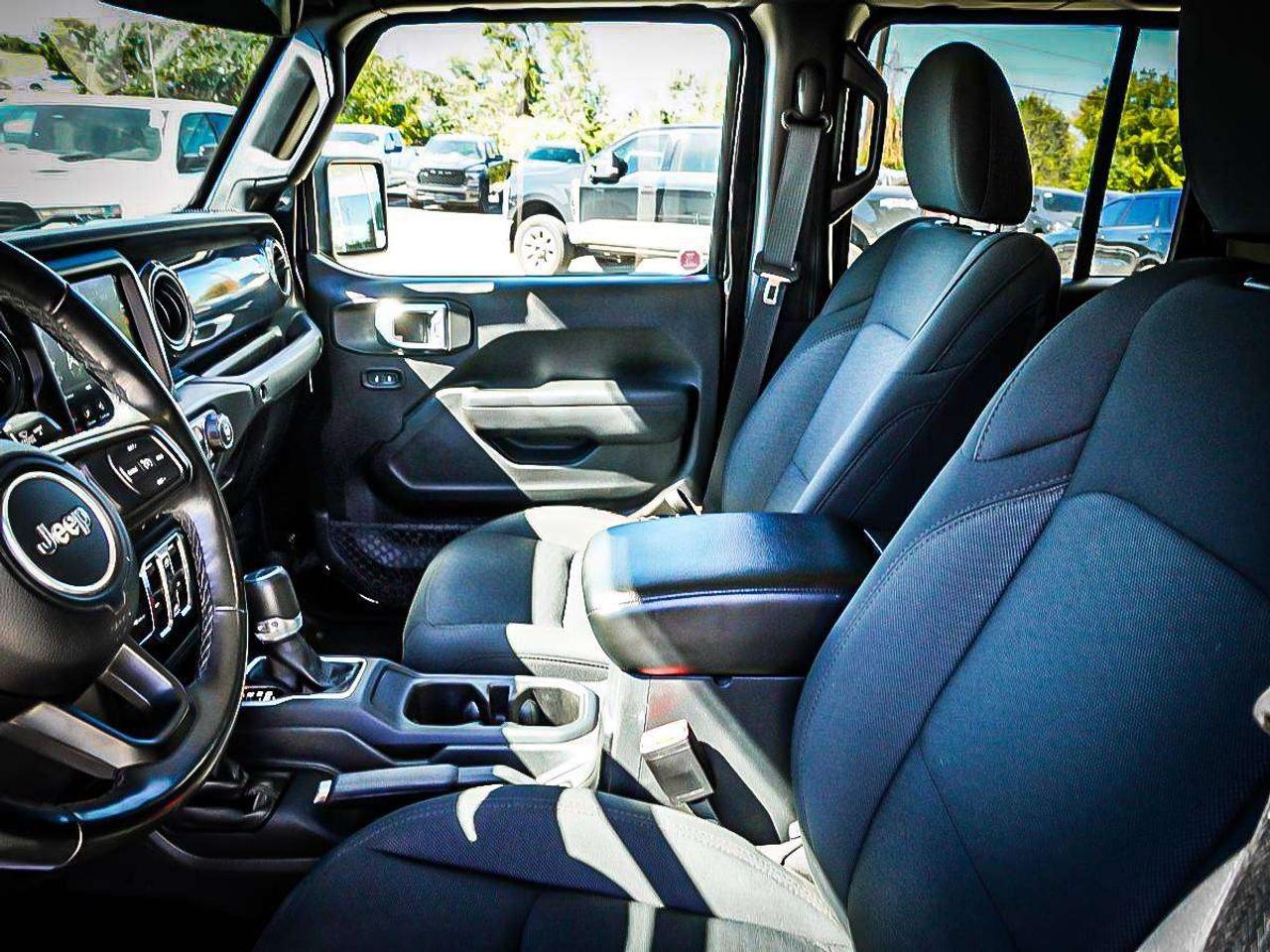 2022 Jeep Gladiator  Photo