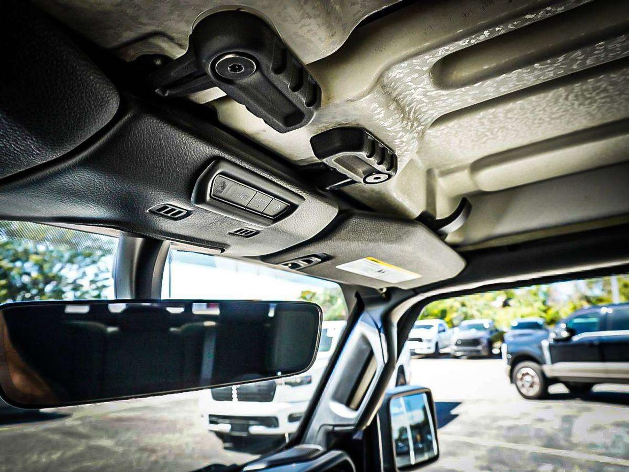 2022 Jeep Gladiator  Photo